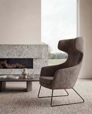 Megan-S7_00094__G2926