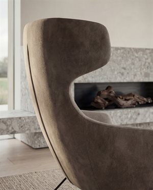 Megan-S7_00101__G7442